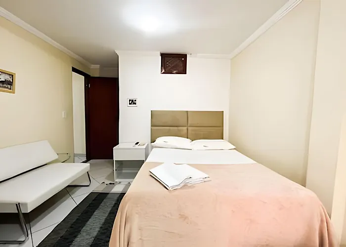 Apartamento térreo com AC
